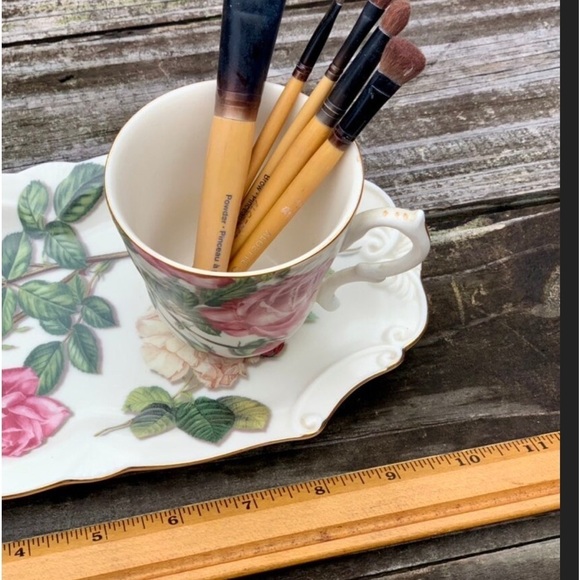 3 piece Tea Set, Vanity Set Burton + Burton Romantic Rose Desk Organizer - Picture 6 of 10